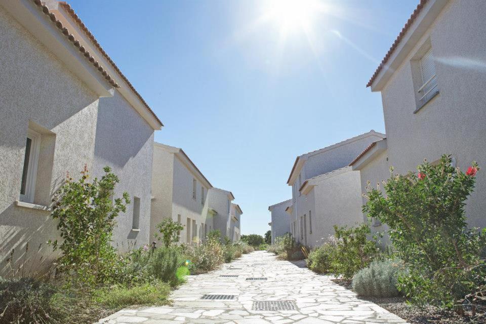 Villa T3 Bord De Mer - Vue Mer A 500 M De La Plage- Piscine Chauffee A Casetta Di A Spiaggia Cervione Luaran gambar