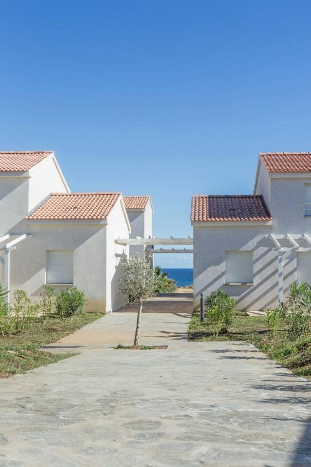 Villa T3 Bord De Mer - Vue Mer A 500 M De La Plage- Piscine Chauffee A Casetta Di A Spiaggia Cervione Luaran gambar